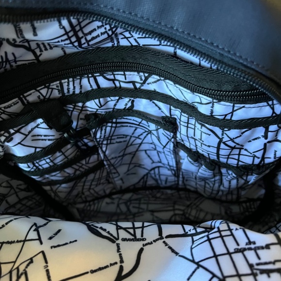 STATE Backpack Navy *EUC* - Picture 7 of 8